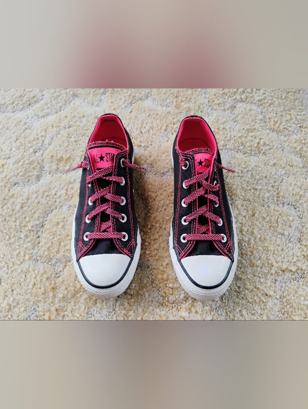*EUC* CONVERSE BLACK PINK SNEAKERS women's size 6